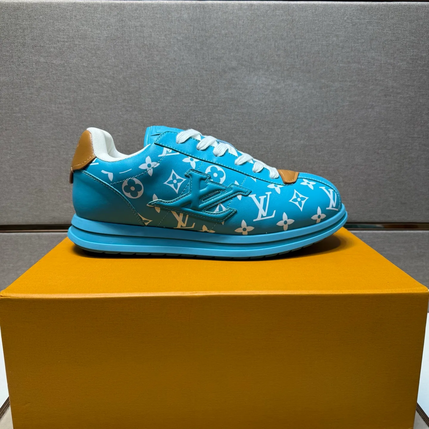 Men's men's shoes 💰pp560 [LV～] Men's casual shoes 2025z cabinet sales simultaneously 🔶Size: 38-44 #️⃣ 🔷4 colors🔜The upper is made of multi-material splicing➕Mesh lining, comfortable and breathable, sole: original comfortable and wear-resistant outsole, ⚠️real thing📱photographed🎬real thing is better📢📢📢
